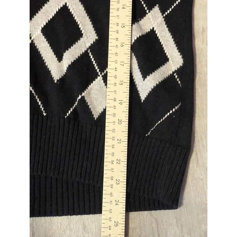 Liz Claiborne Sweater L Vintage Black And White Diamond Design bag 7‎